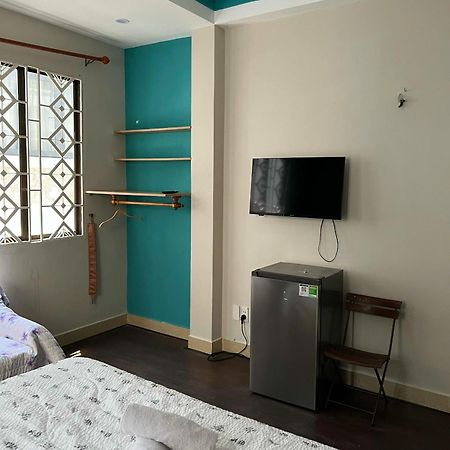Vuông Tròn homestay Cidade de Ho Chi Minh Exterior foto