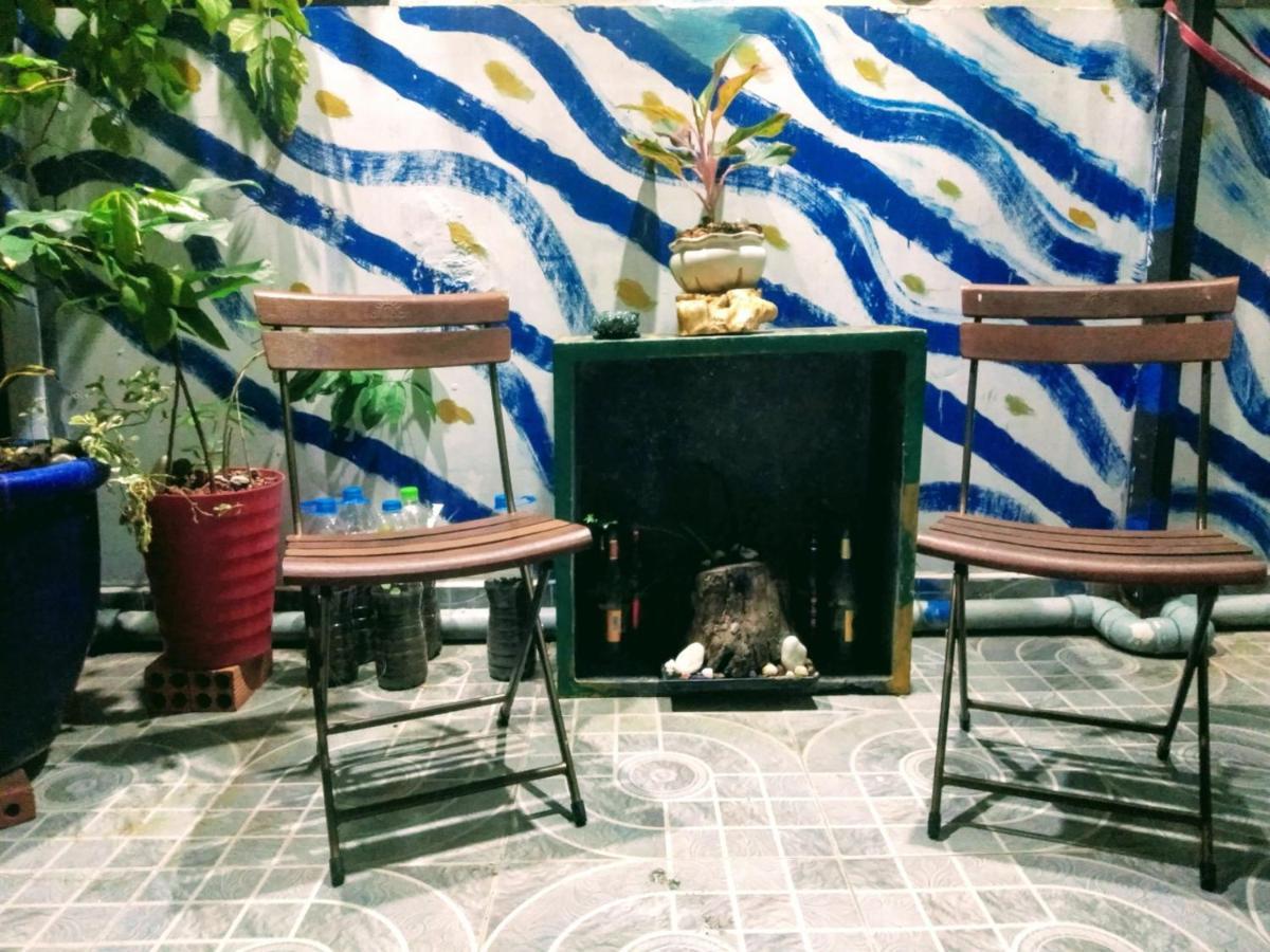 Vuông Tròn homestay Cidade de Ho Chi Minh Exterior foto